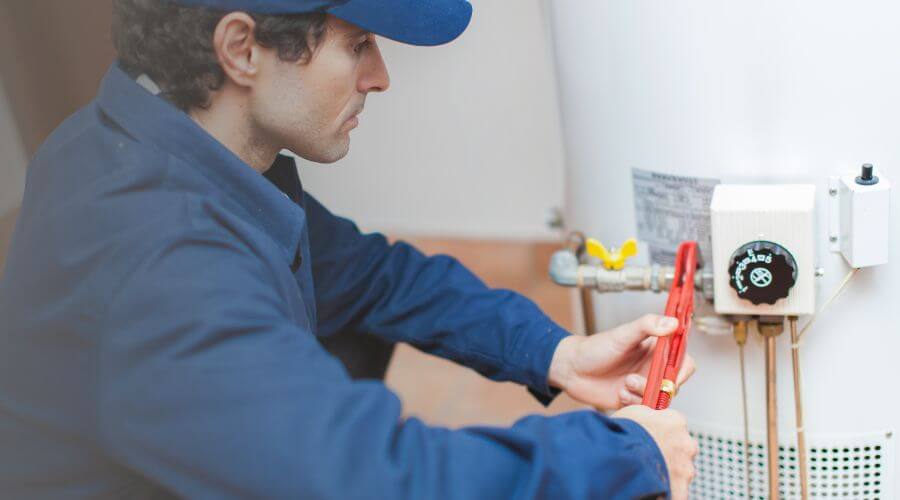 Expert burst pipe repair services in New Deal, TX
